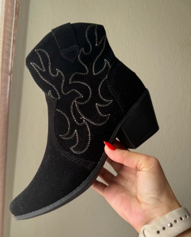 BOTA PRETA TEXANA / BORDADA