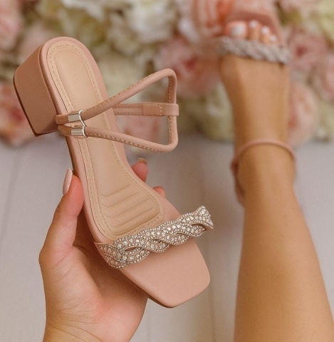 SANDÃLIA NUDE / TRANÃ?A PEDRARIA / AJUSTE LATERAL