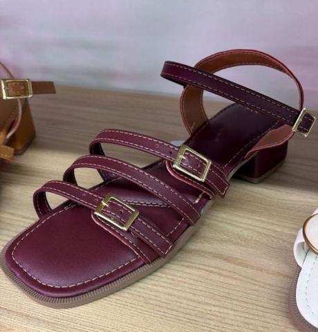 SANDÃLIA MARSALA / FIVELA / LINHA CONFORT / SALTINHO