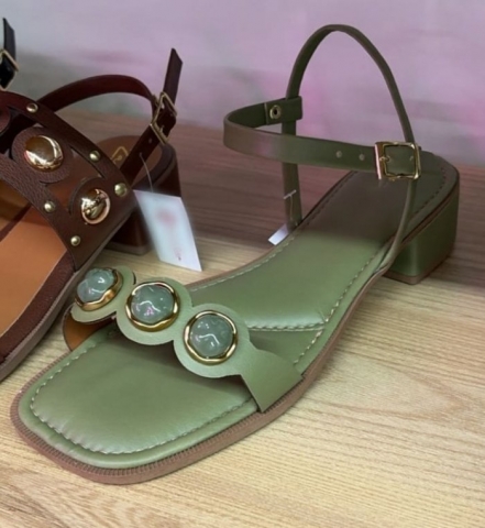 SANDÃLIA VERDE / LASER / PEDRAS / LINHA CONFORT / SALTINHO