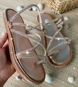 SANDÃLIA FLAT DOURADA / BICO REDONDO / STRASS LATERAL