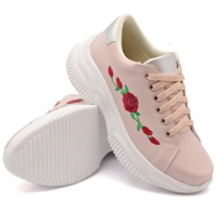 TÃ?NIS CHUNKY ROSÃ? / BORDADO EM FLORES