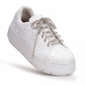 TÃ?NIS RENDA BRANCA GUIPIR / CADARÃ?O STRASS